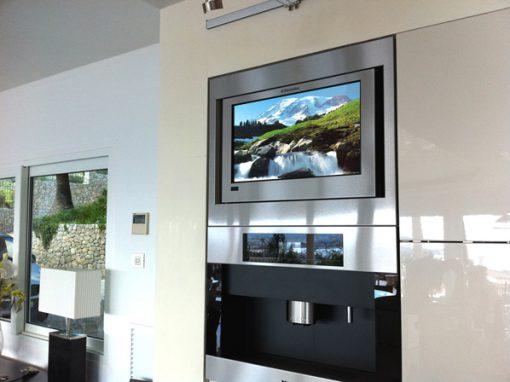 Integración imagen, sonido, domótica y telecomunicaciones